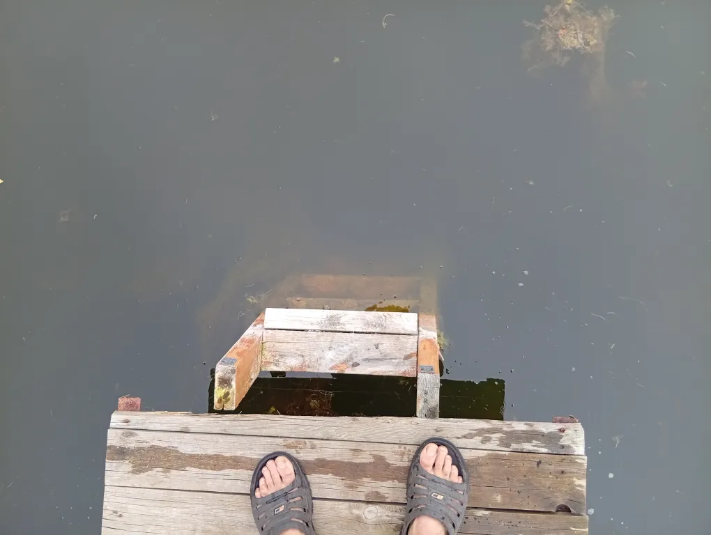 База Акапулько на озерце