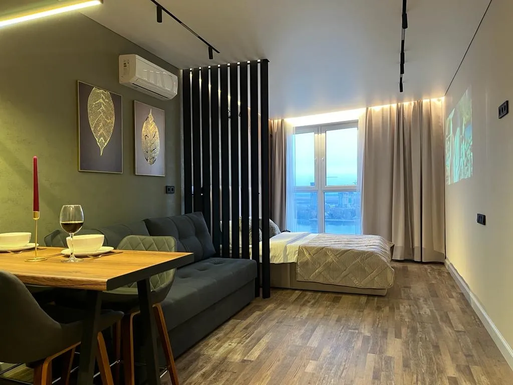 Видовые апартаменты с проектором и PS4 на 17-м этаже