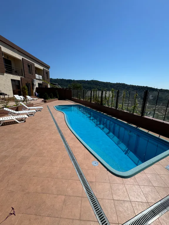 Уютный таунхаус с бассейном