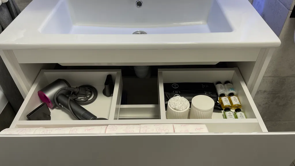 Уютная и современная двухкомнатная квартира