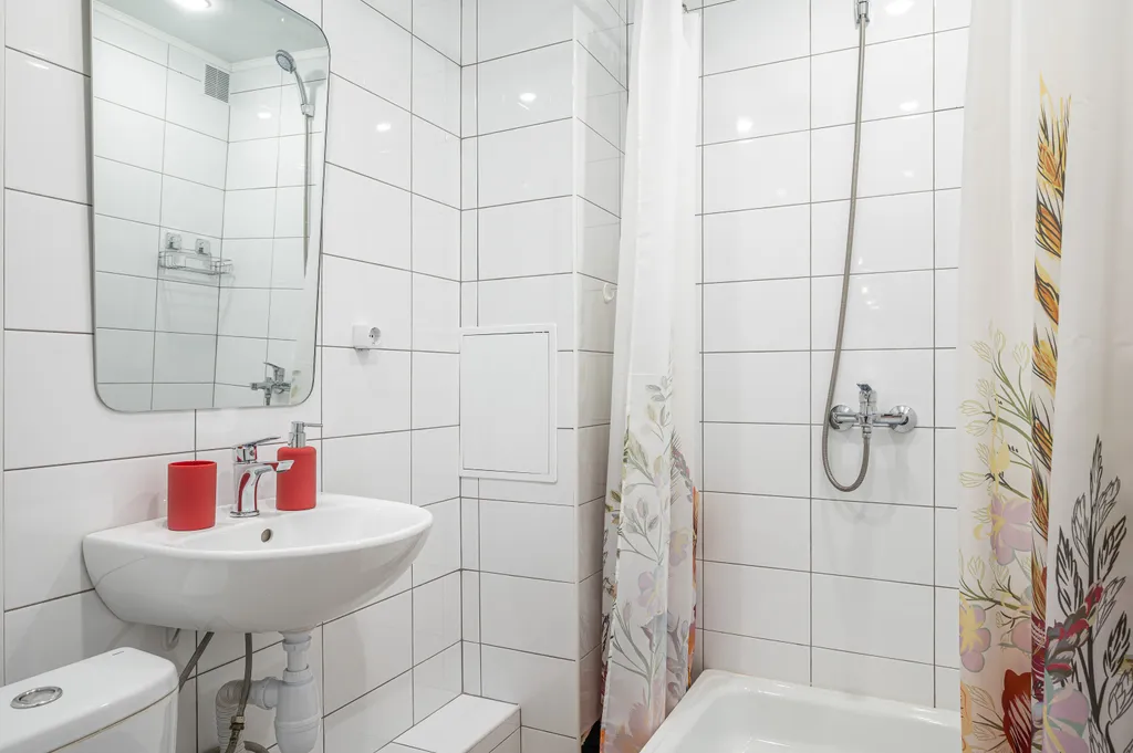 Уютная комната-студия рядом с метро Уральская