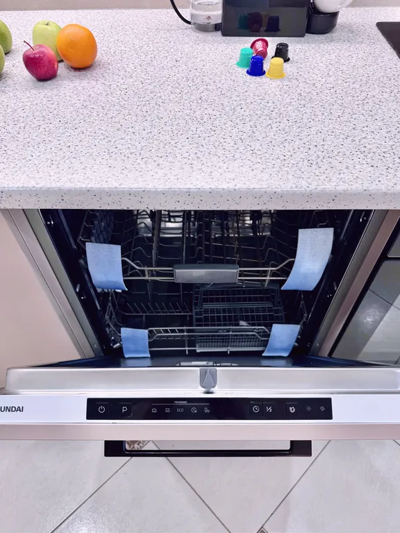 Квартира Квартира в ЖК Бизнес класса с бассейном, парковой и в 3 минутах от моря — Адлер