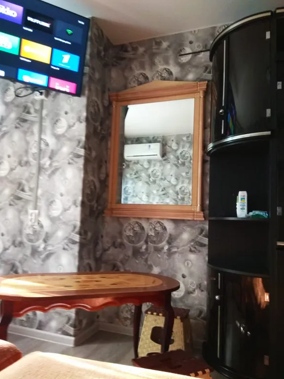 Квартира под члюч !; с дополнительным спальным местом на балконе !