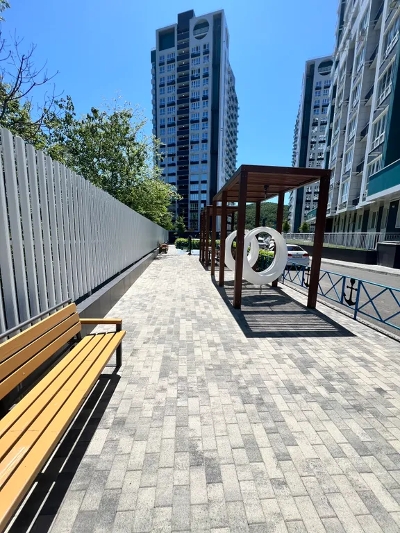 Студия в доме бизнес класса на море