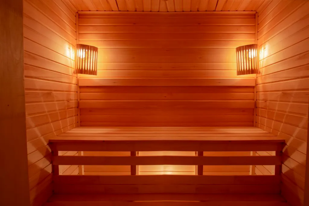 Дом рядом с лесом