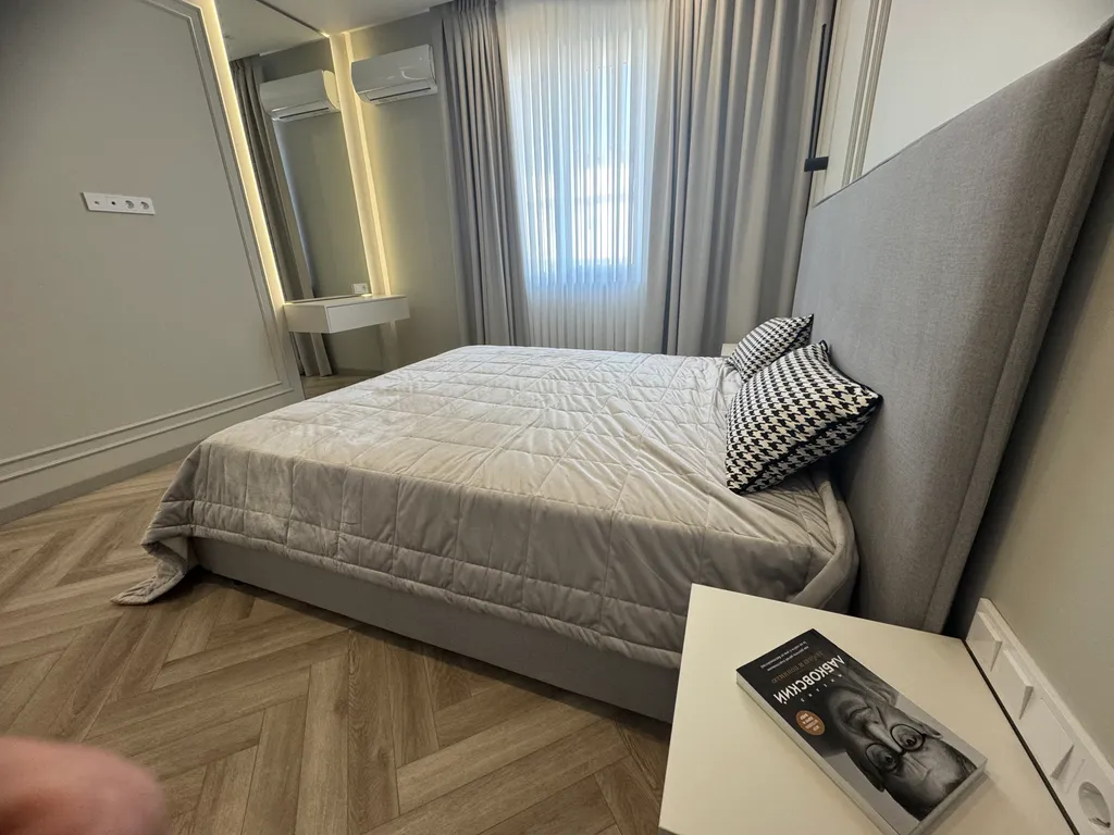 4 комнатный Дом с бассейном