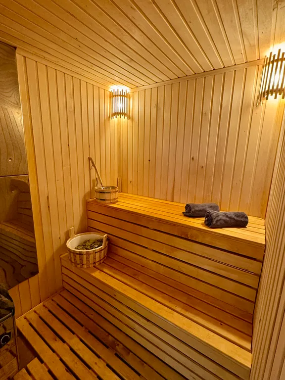 Коттедж Дом с чаном и сауной в лесу — аренда посуточно в Дмитров