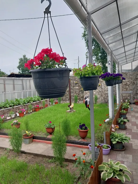 Улучшенная трехкомнатная квартира рядом с гостиницей