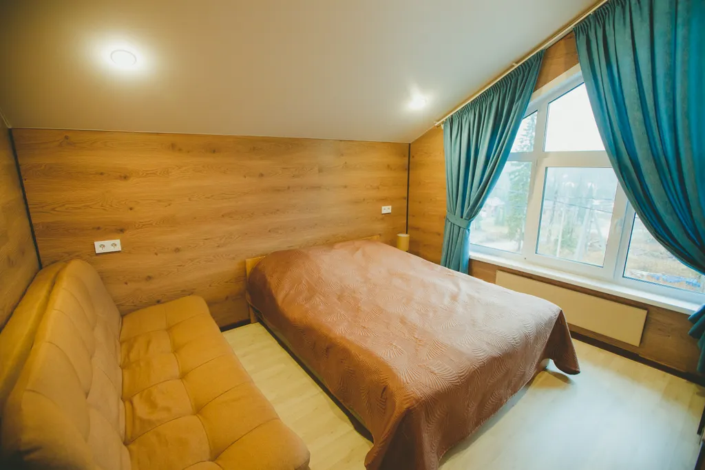 Дом с видом на горы Два холма