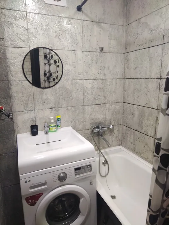 3-комнатная квартира в центре Дземог