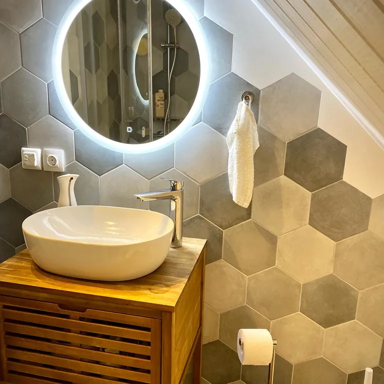 Коттедж Уютный дом Дача лесная с террасой и грилем возле леса с водохранилищем — Логиново