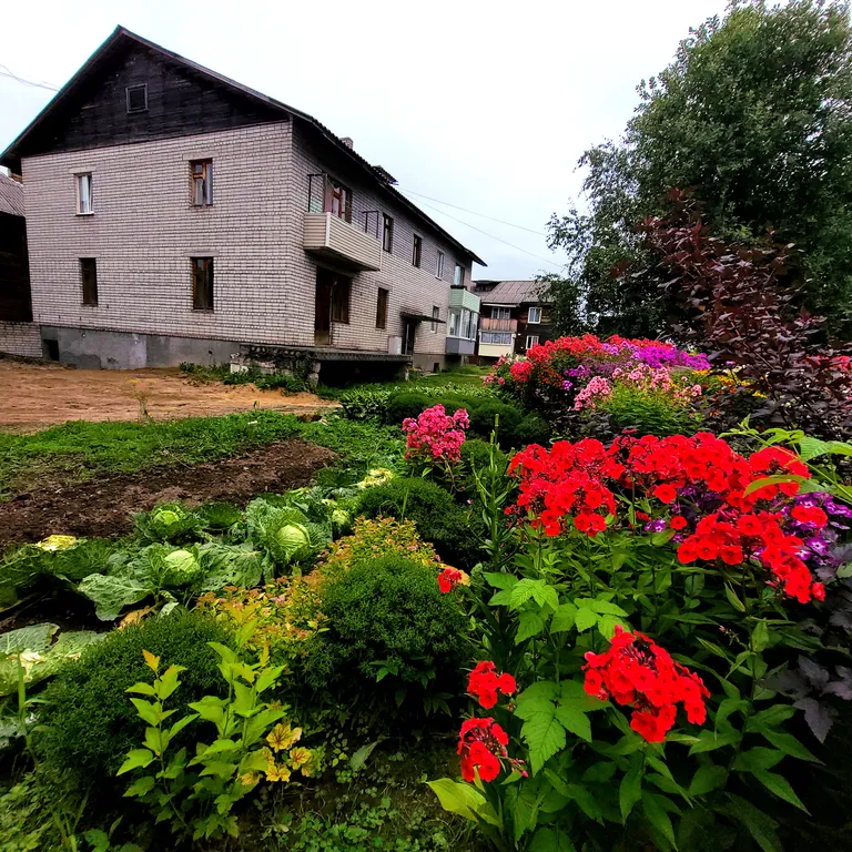 Комфортная светлая квартира с балконом и парковкой