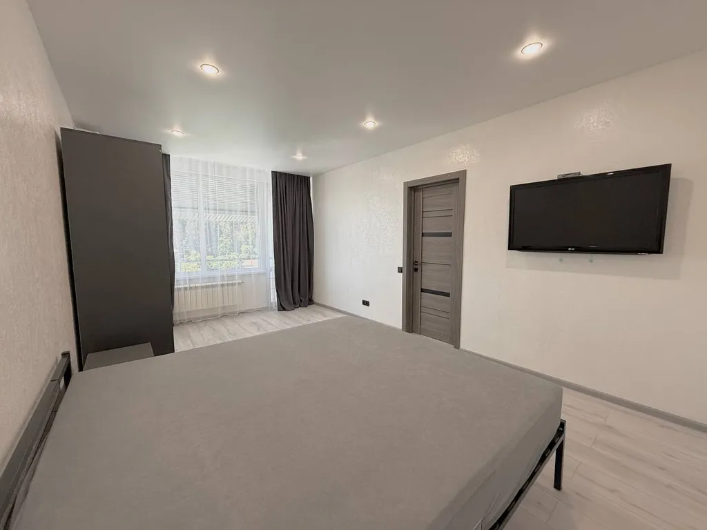 Коттедж с бассейном, спортзалом, барбекю в центре Сочи