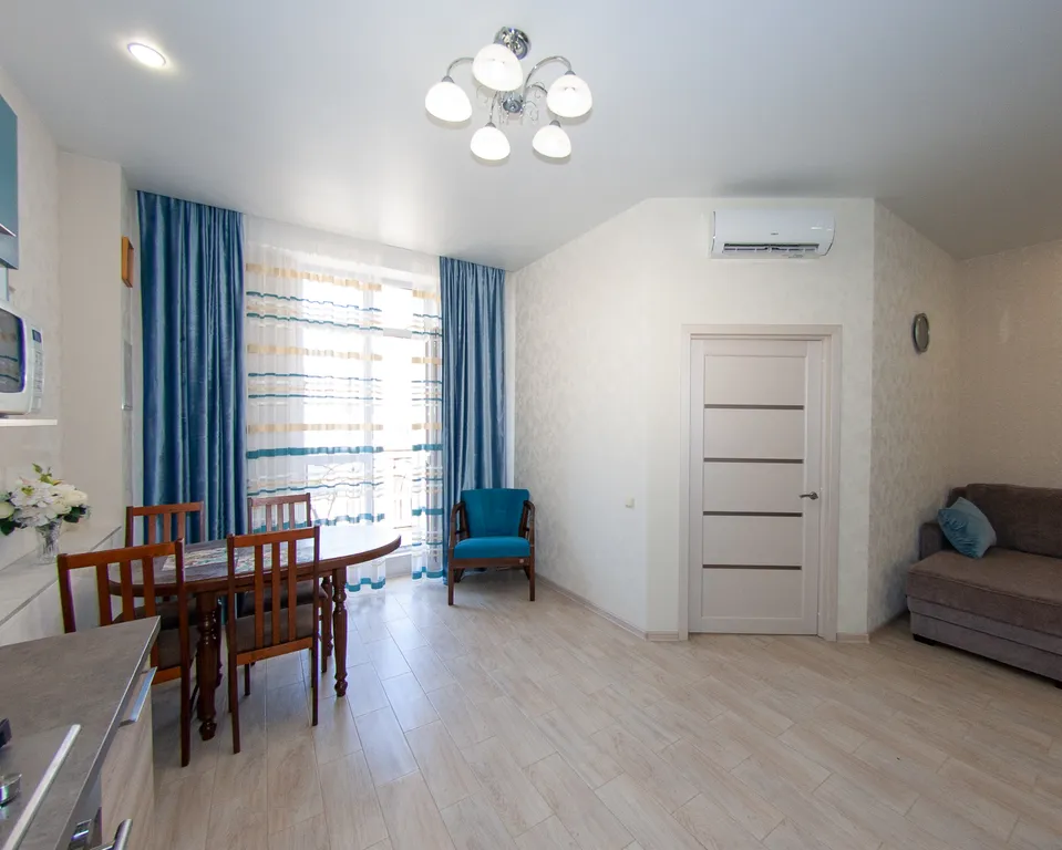 Квартира Апартаменты на аллее ЖК Черноморский-2 — Геленджик