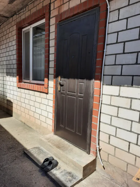 Квартира Квартира З-местный номер с кондиционером на летний период с июня по сентябрь — Анапа