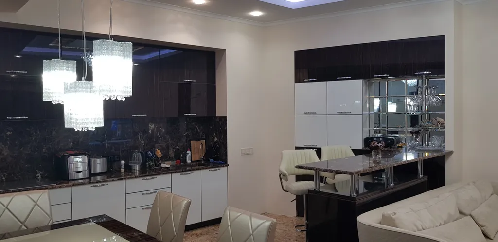 Пентхаус класса люкс с видом на море и горы