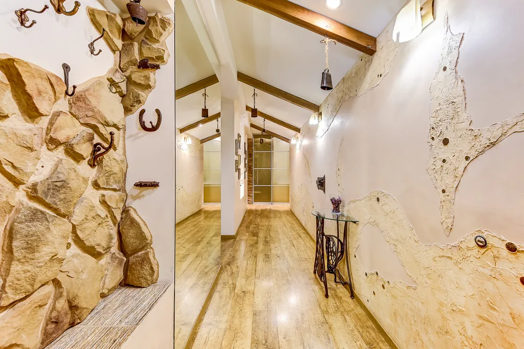 Ryss' 2BR Apt on Nevsky 79