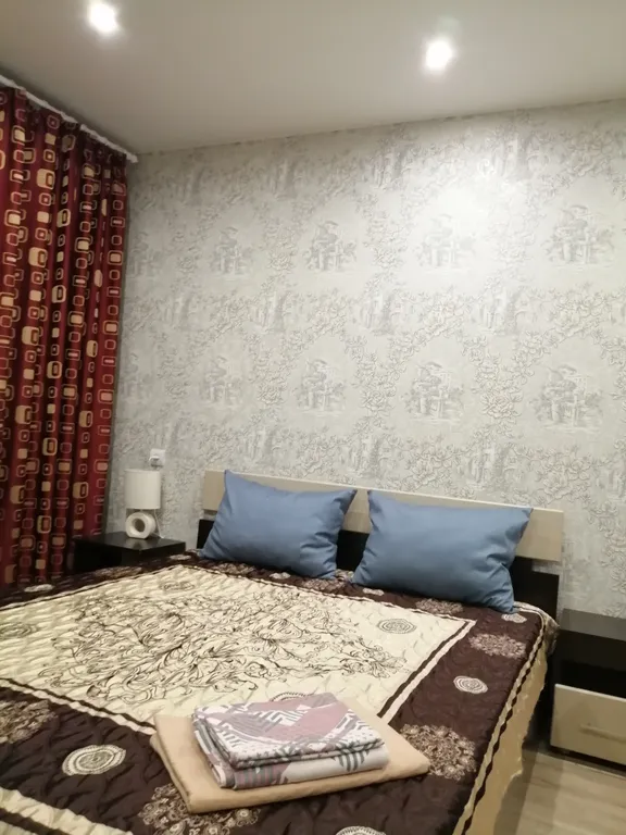 Уютная 2-х комнатная квартира — аренда посуточно в Бердск