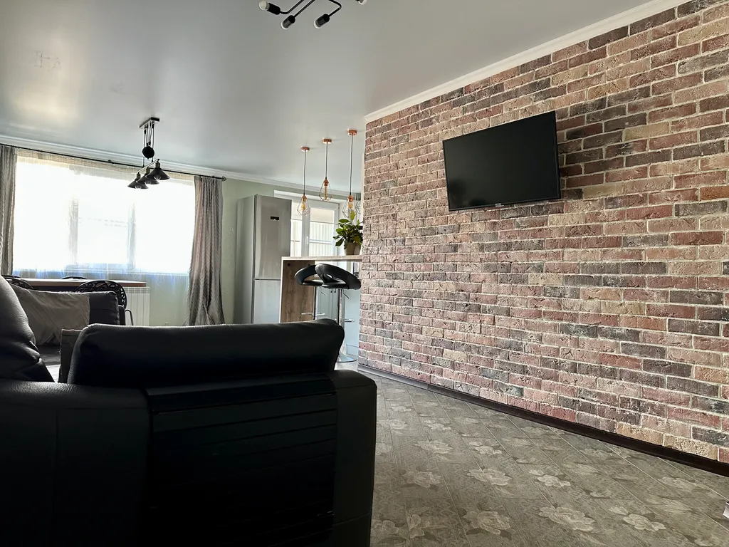 «Уютный уголок» Просторная двухкомнатная квартира возле парка