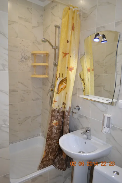 Квартира 2-комнатная Квартира — Евпатория