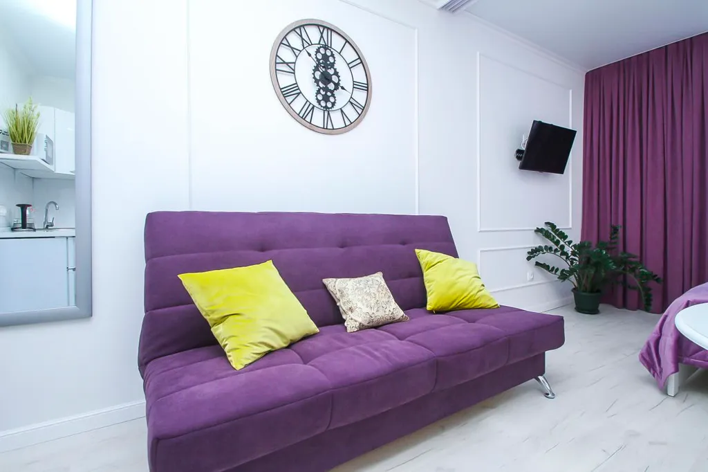 Студия с дизайнерским ремонтом