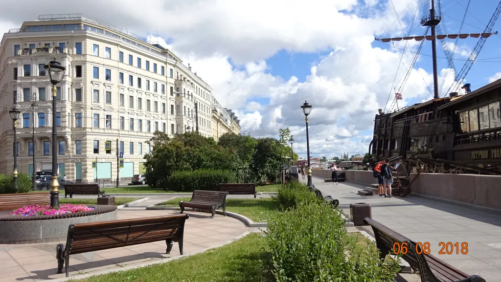 Квартира Апартаменты Белый бегемот у Петропавловки — Санкт-Петербург