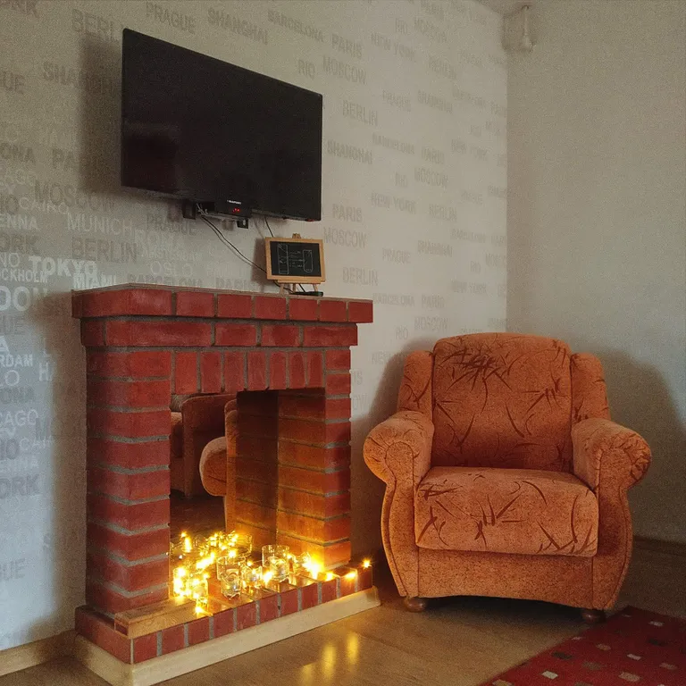 Апартамент с камином