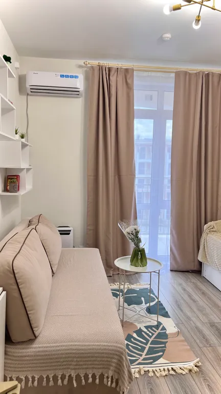 Уютная студия с видом на бассейн