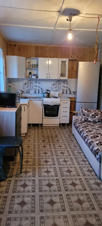 Дача с большой беседкой