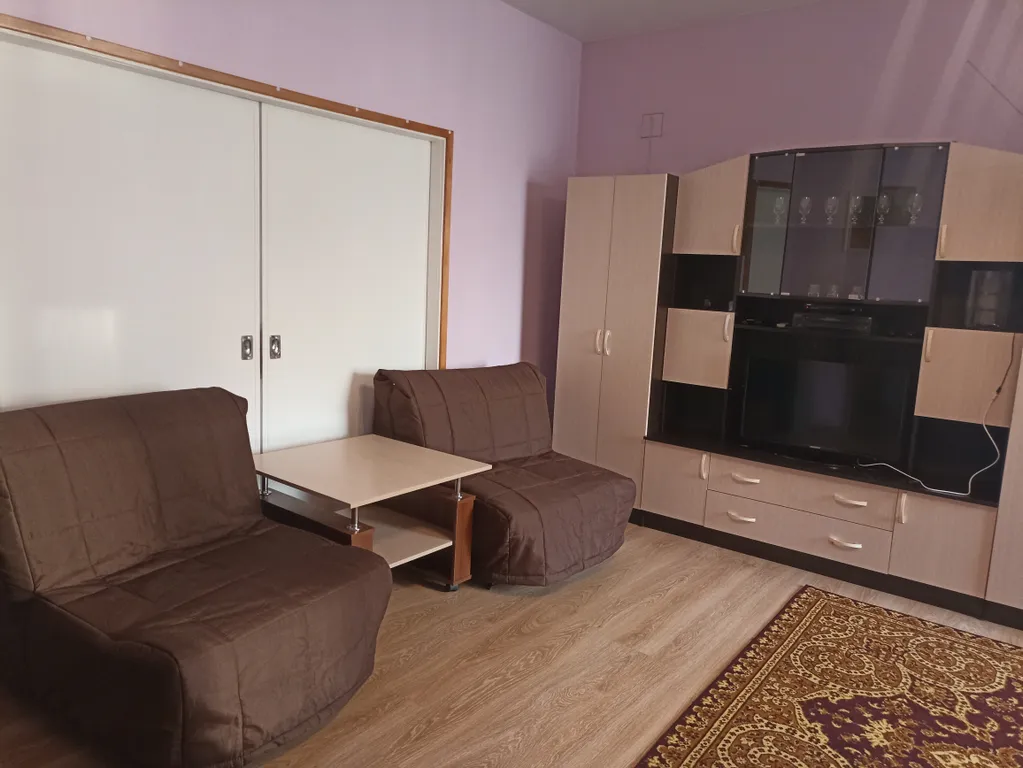 Просторные апартаменты в центре с видом на озеро