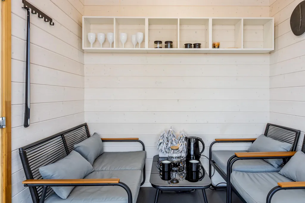 Яркий коттедж с панорамным видом на лес рядом с баней