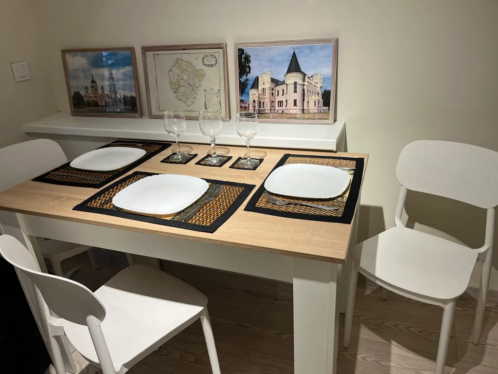 Квартира Апартаменты со свежим ремонтом и отдельным входом Neoclassic — Ярославль