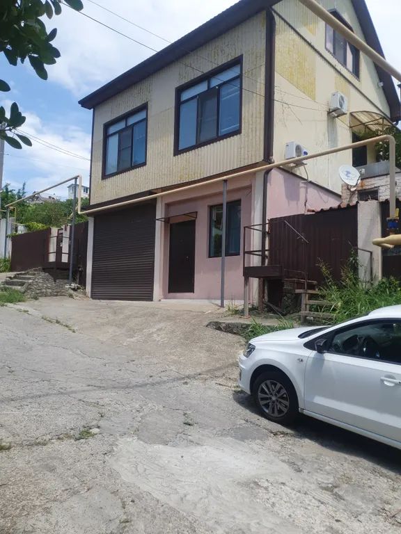 Квартира Уютная студия таунхауса первый этаж — аренда посуточно в Туапсе