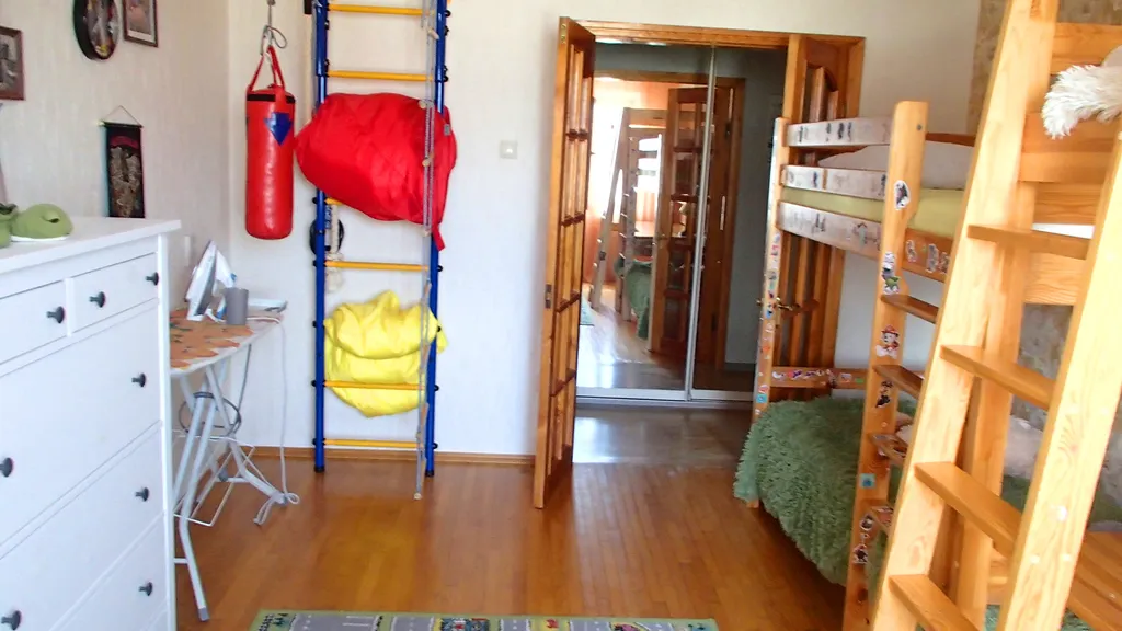 3-комнатная квартира на набережной чистая и уютная