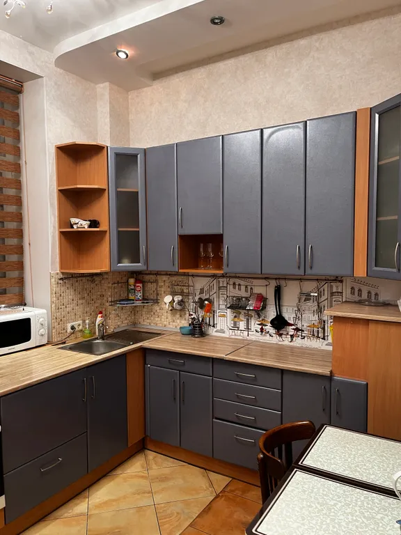 Квартира Трехкомнатные апартаменты Люкс — Колпино