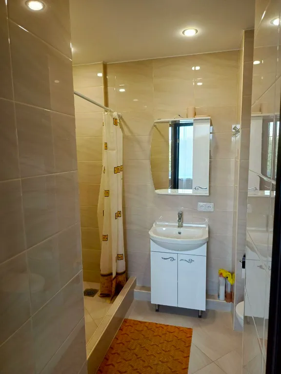 ColorApartments. Городские сирени