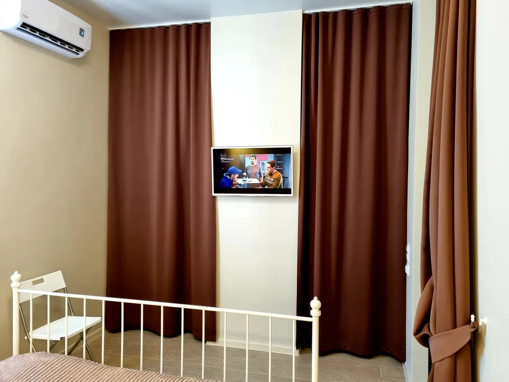 Современная стильная квартира у моря с видом на горы