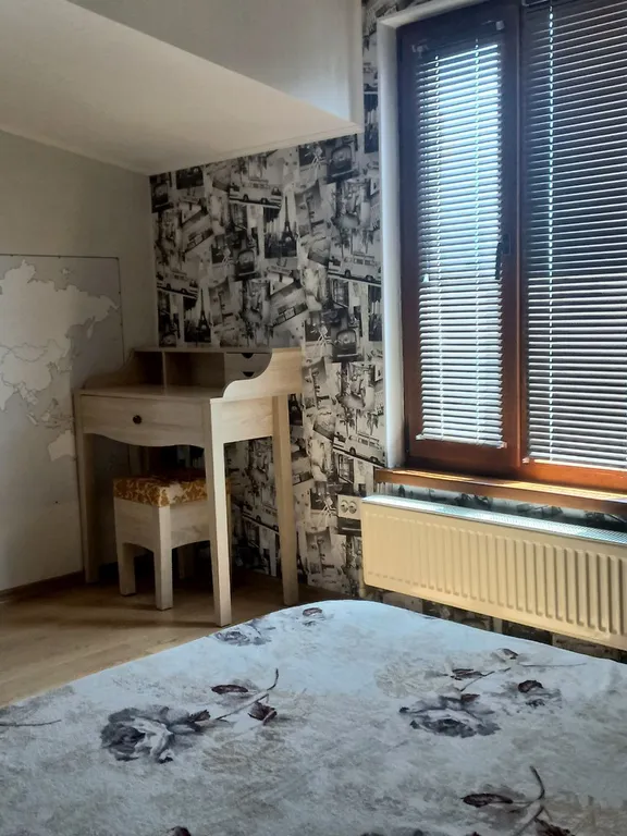 Квартира Комната-мансарда на третьем этаже частного дома — Феодосия