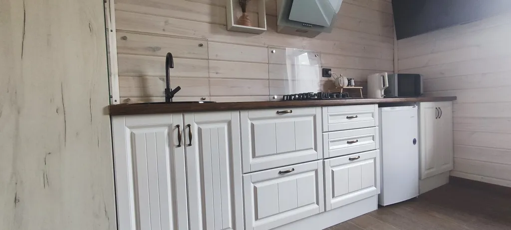 Коттедж с видом на горы и террасой