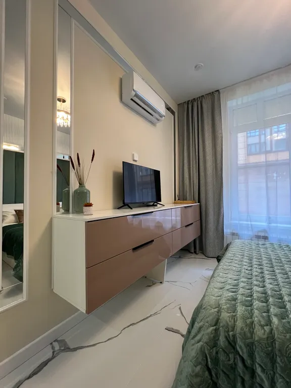 Красивая студия в центре, рядом Белоусовский парк