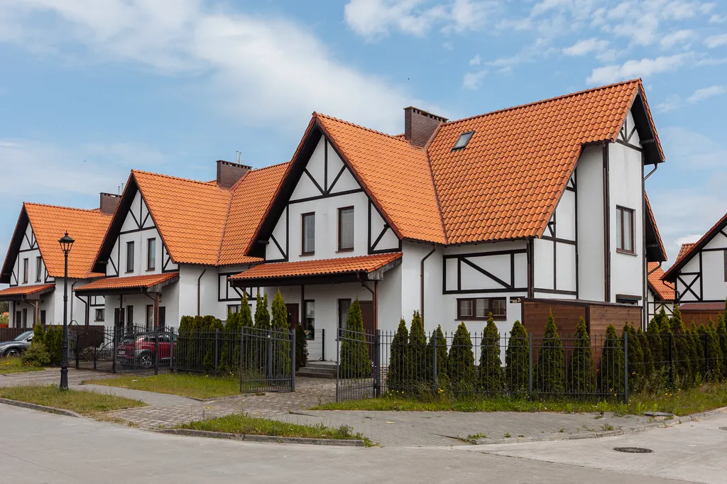 Коттедж Таунхаус с бассейном у моря — аренда посуточно в Заостровье