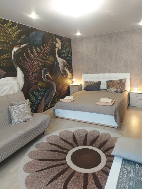 Квартира с птицами