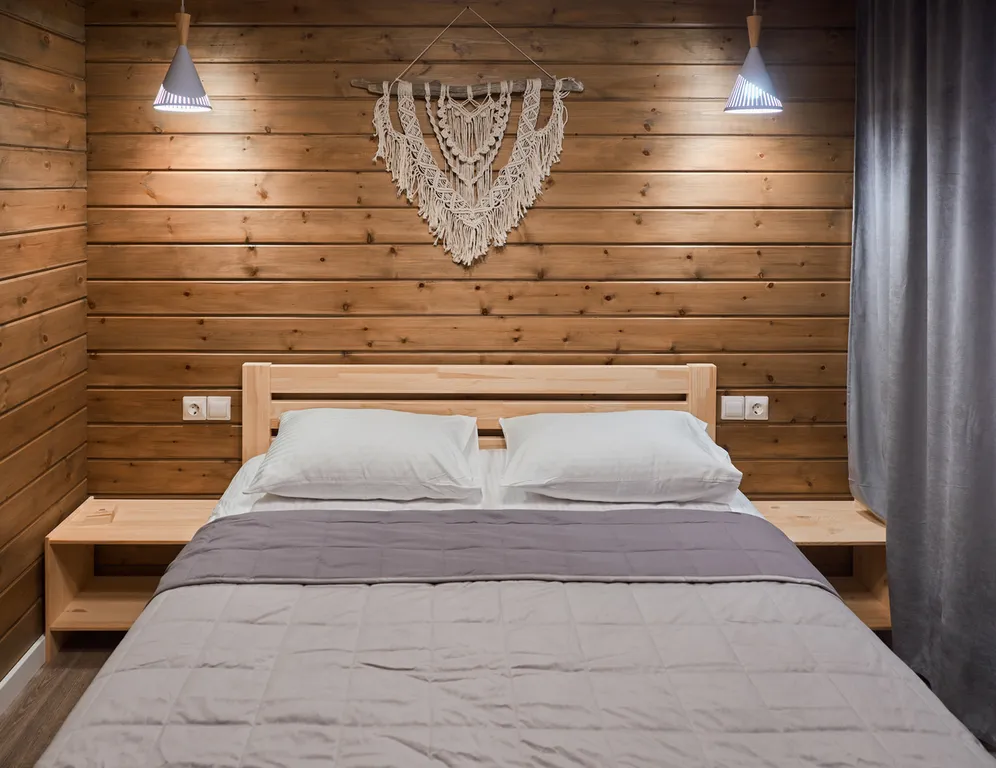 Дом на берегу озера