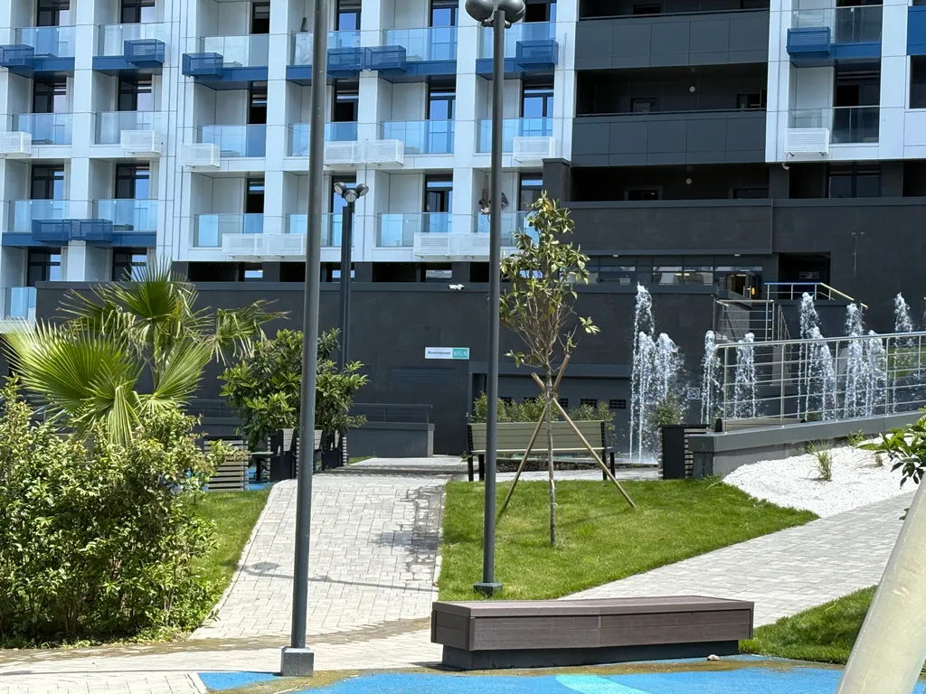 Стильная уютная инстаграммная студия "тропики" в элитном жк