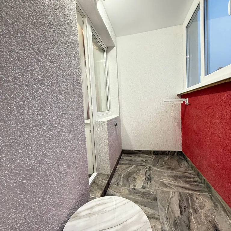 Новая квартира, со стильным интерьером, рядом с канатной дорогой