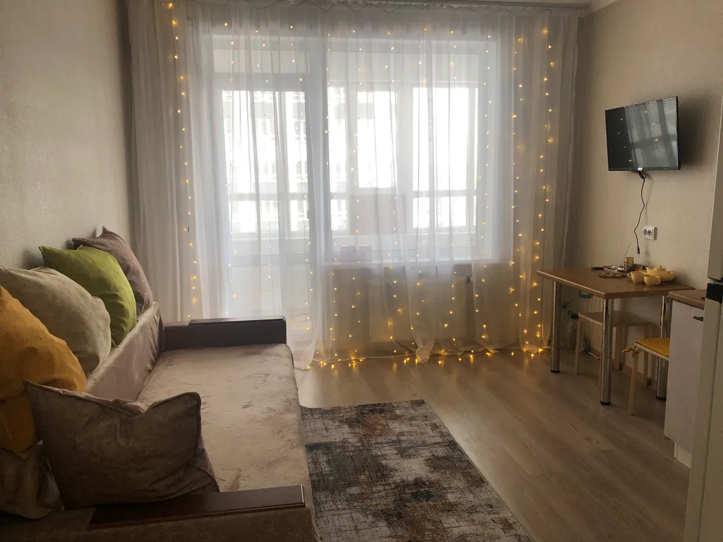 Уютная студия с большой лоджией, 15 минут от метро