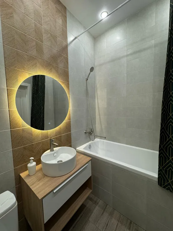 Квартира Квартира у аквапарка и набережной — Тюмень