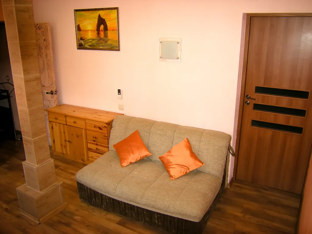 Дом с персональным двором, садом и зоной отдыха