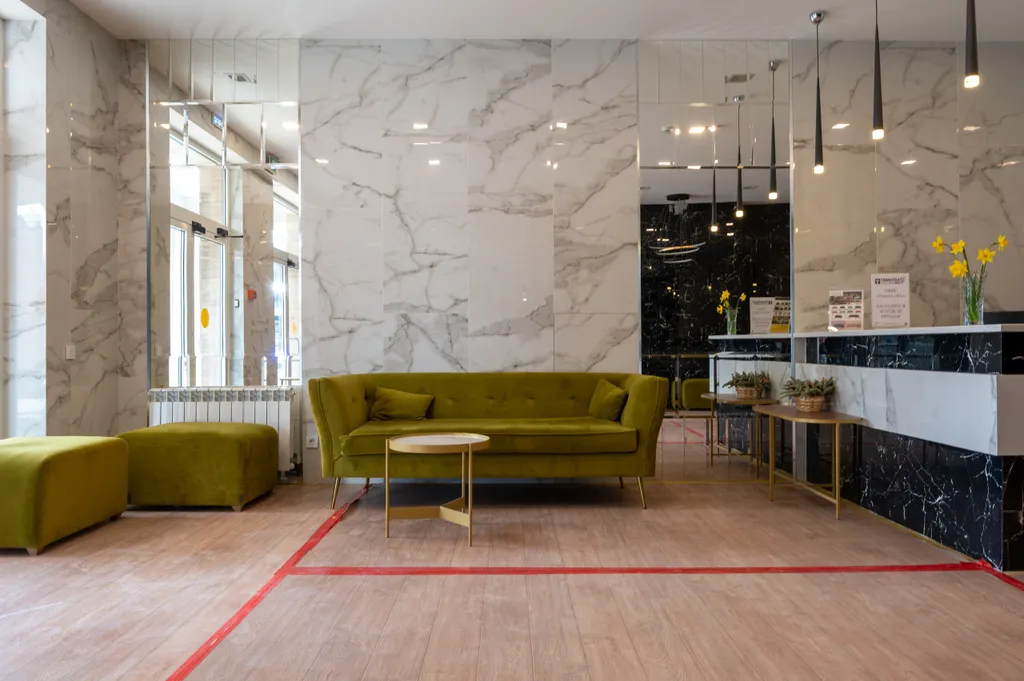 Стильная студия с видом на горы