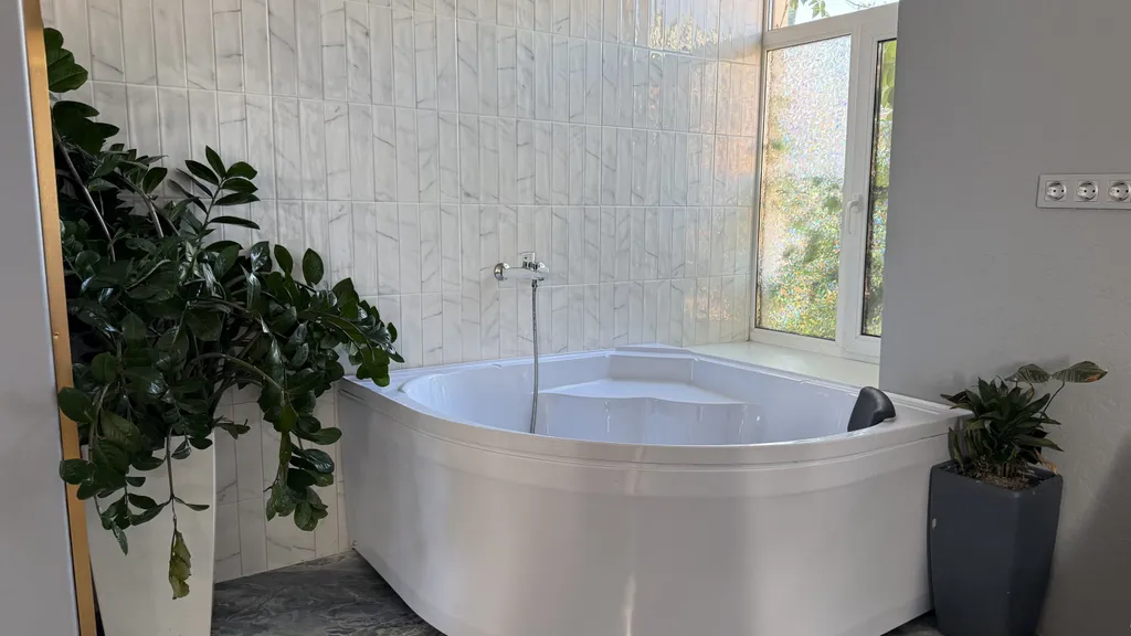 Эксклюзив - дом-сад у главной елки Ярославля, катка Советской площади